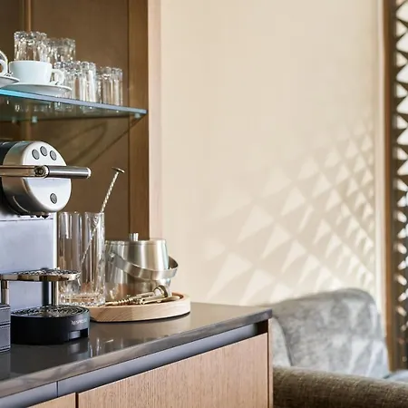 Hotell Park At Herbert Park 4*